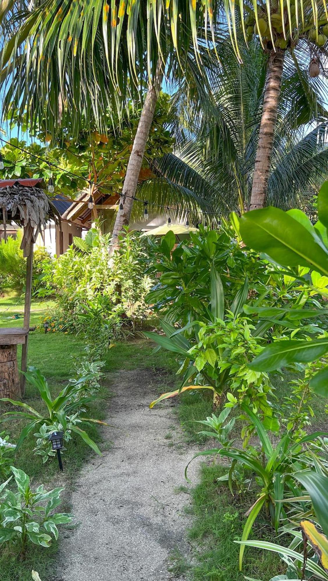 לינה וארוחת בוקר San Isidro  Coleto Siargao מראה חיצוני תמונה