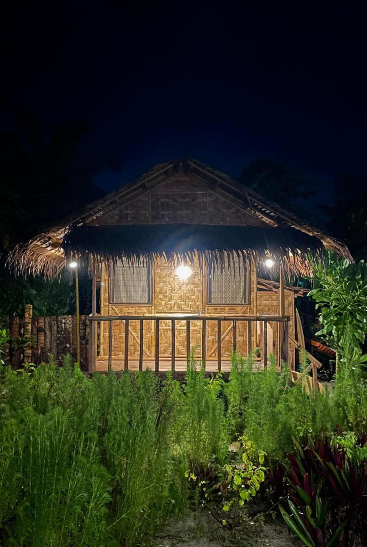 לינה וארוחת בוקר San Isidro  Coleto Siargao מראה חיצוני תמונה